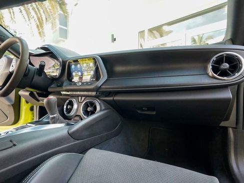 Used 2019 Chevrolet Camaro SS image 80