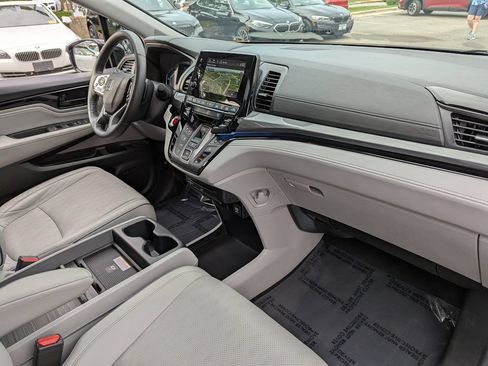 Used 2023 Honda Odyssey Elite image 39