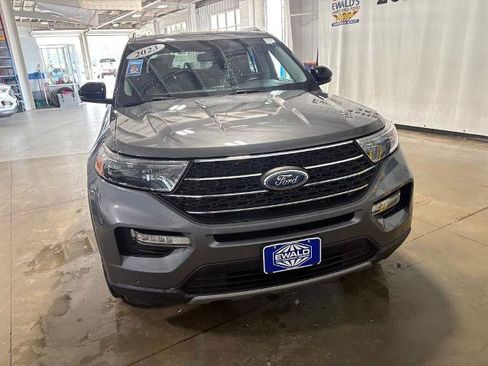 Certified 2023 Ford Explorer XLT w/ Equipment Group 202A AWD/4WD image 5