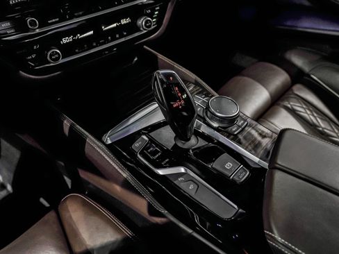 Used 2017 BMW 540i RWD image 22