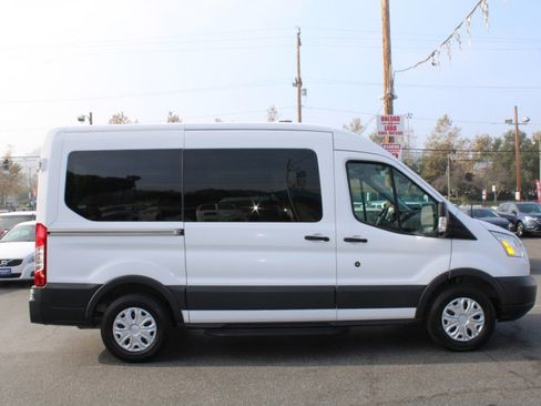 Used 2017 Ford Transit 150 XLT RWD image 7