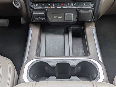Used 2020 Chevrolet Silverado 2500 LTZ w/ LTZ Premium Package AWD/4WD image 22