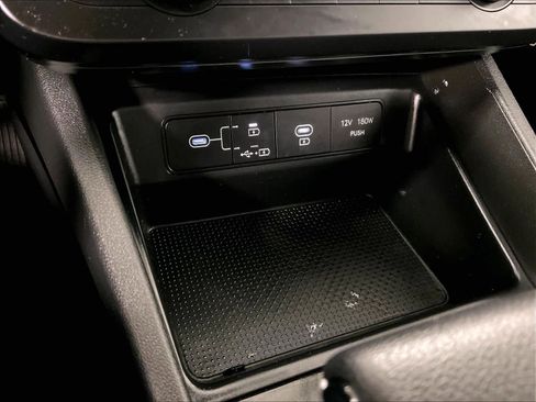 Certified 2025 Hyundai Tucson SE image 26