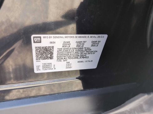 Used 2024 GMC Terrain SLE AWD/4WD image 33