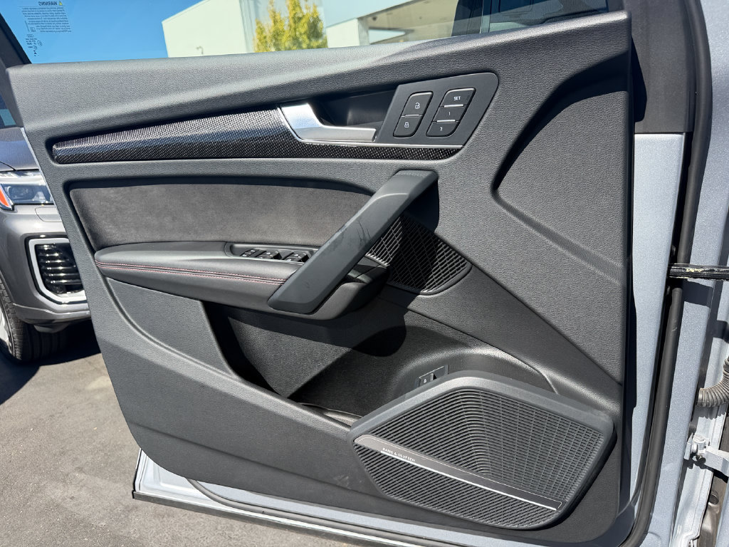 Used 2023 Audi SQ5 Premium Plus w/ Premium Plus Package AWD/4WD image 14