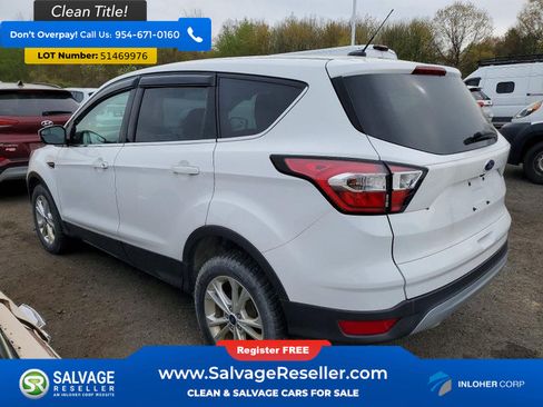 Used 2017 Ford Escape SE AWD/4WD image 3