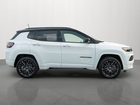 Used 2023 Jeep Compass High Altitude AWD/4WD image 8