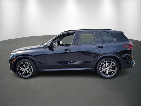 Used 2026 BMW X5 sDrive40i w/ M Sport Package image 4