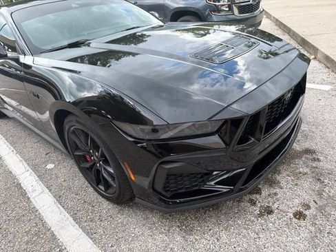 Used 2024 Ford Mustang GT Premium RWD image 14