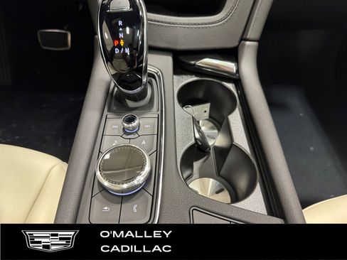 New 2026 Cadillac XT5 Sportv w/ LPO, Floor Liner Package image 21