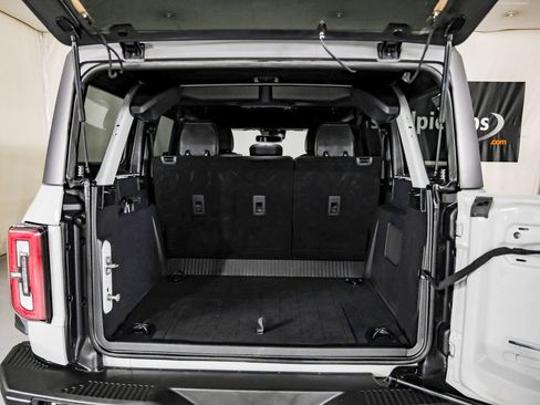 Used 2024 Ford Bronco Badlands image 71