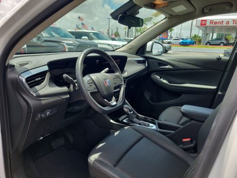 Used 2024 Buick Encore GX Sport Touring w/ Advanced Technology Package FWD image 19