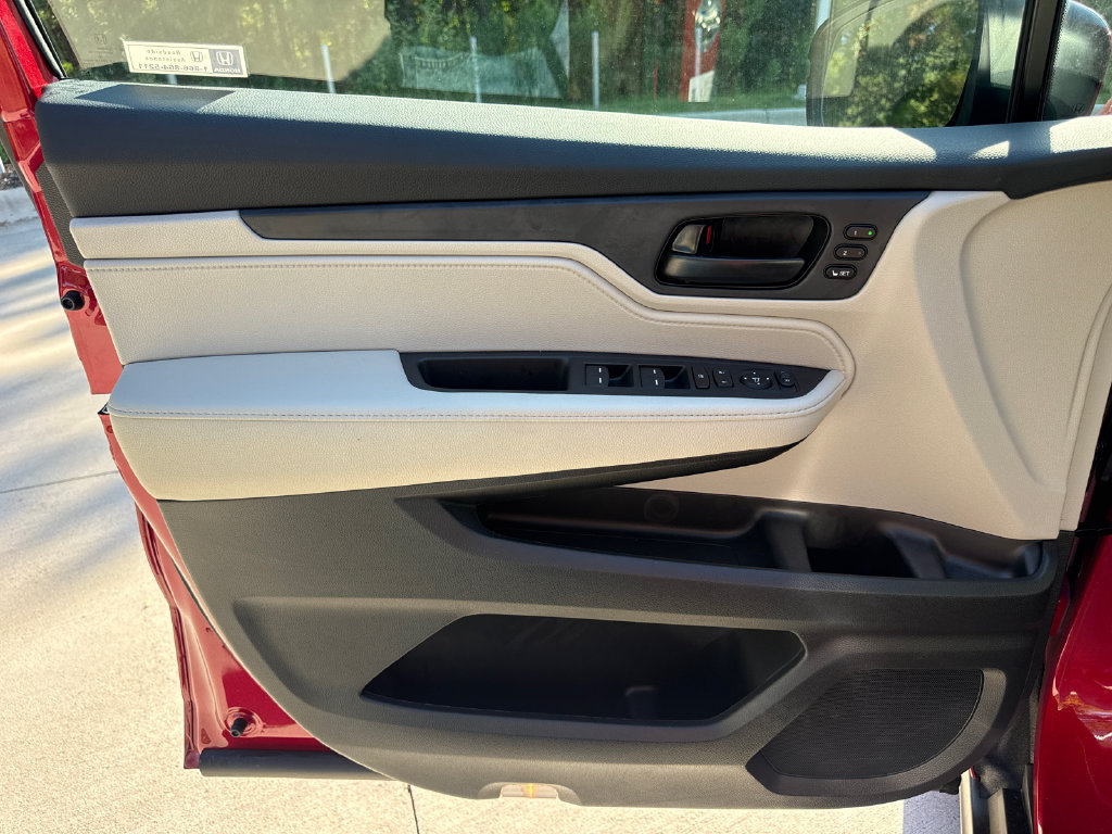 Used 2026 Honda Odyssey EX-L image 14