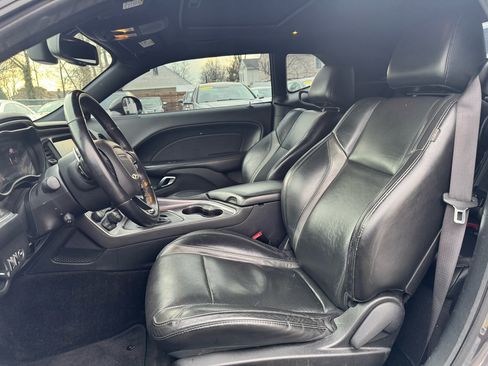 Used 2016 Dodge Challenger R/T Plus image 13