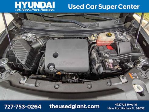 Used 2019 Chevrolet Traverse LT FWD image 14