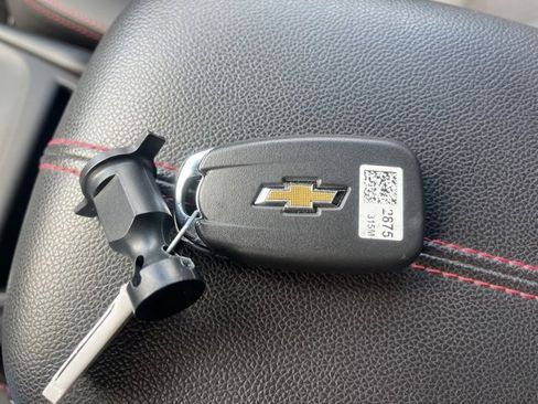 Used 2022 Chevrolet Equinox RS w/ LPO, Floor Liner Package image 68