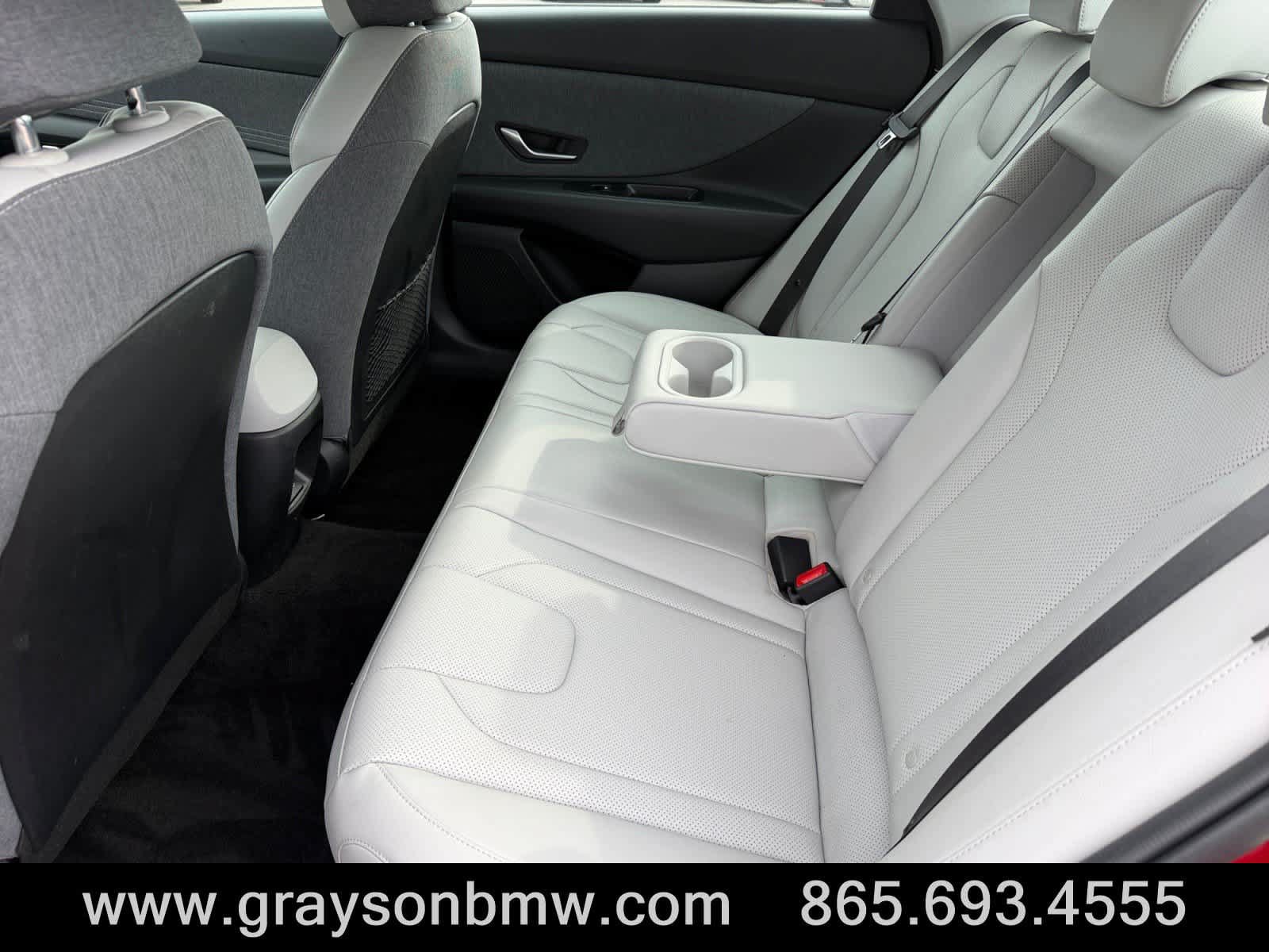 Used 2025 Hyundai Elantra Limited FWD image 14