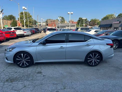 Used 2019 Nissan Altima 2.5 SR w/ SR Premium Package FWD image 7