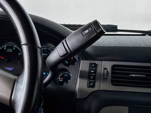 Used 2014 Chevrolet Silverado 2500 LTZ AWD/4WD image 17