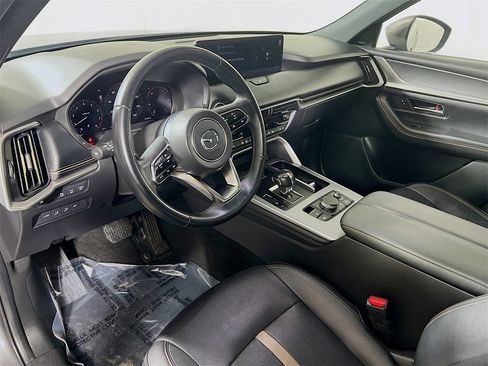 Used 2024 MAZDA CX-90 3.3 Turbo S w/ Premium Package image 9