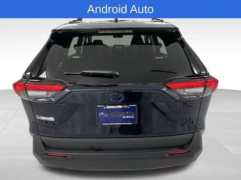 Used 2022 Toyota RAV4 XLE w/ Convenience Package image 4
