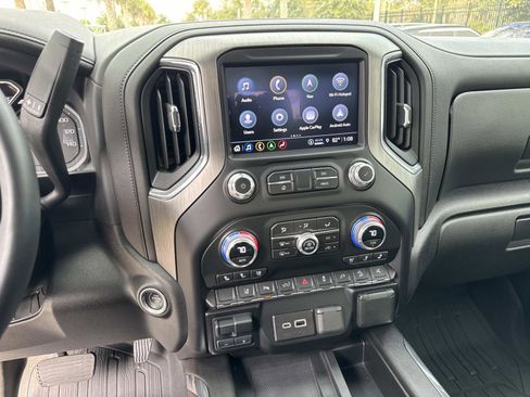 Used 2023 GMC Sierra 2500 Denali w/ Denali Ultimate Package image 24