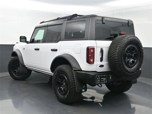 Used 2022 Ford Bronco Wildtrak image 4