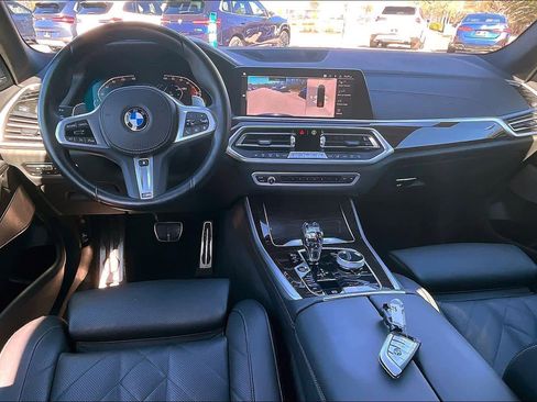 Used 2023 BMW X5 xDrive40i w/ M Sport Package image 16