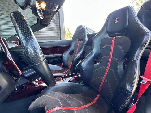Used 2013 Ferrari 458 Spider RWD image 5