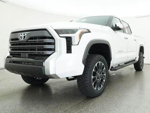 New 2026 Toyota Tundra Limited AWD/4WD image 32