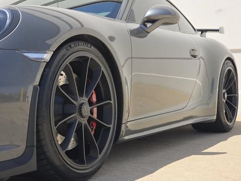 Used 2015 Porsche 911 GT3 RWD image 31
