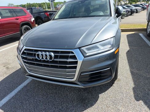 Used 2018 Audi Q5 2.0T Premium Plus w/ Premium Plus Package image 4