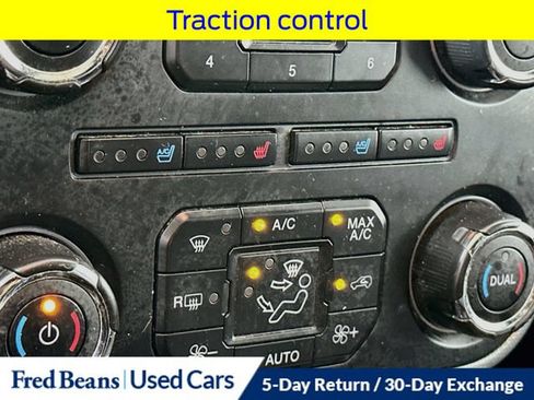 Used 2016 Ford Expedition XLT w/ Equipment Group 202A AWD/4WD image 25