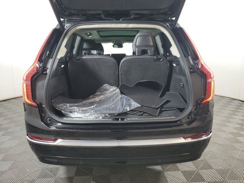 Used 2026 Volvo XC90 B6 Ultra AWD/4WD image 9