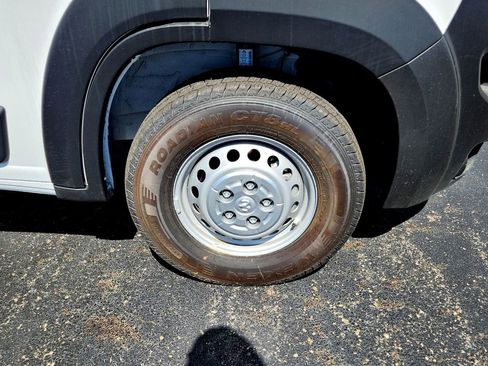 New 2025 RAM ProMaster 1500 w/ Convenience Group image 9