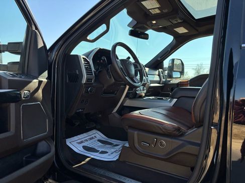 Used 2020 Ford F350 King Ranch w/ King Ranch Ultimate Package image 25