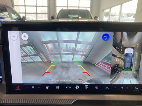 Used 2025 Ford Bronco Sport Outer Banks w/ Outer Banks Tech Package+ image 13