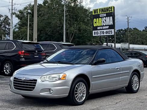 Used 2004 Chrysler Sebring LXi FWD image 3