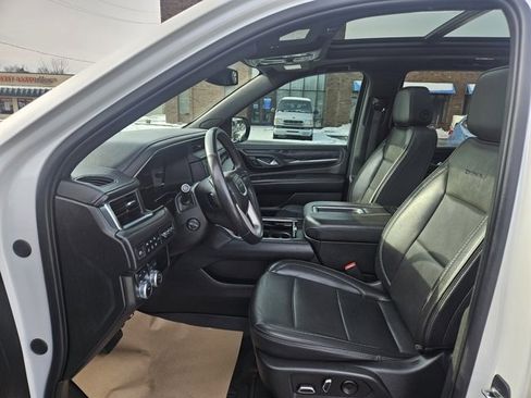 Used 2022 GMC Yukon Denali image 22