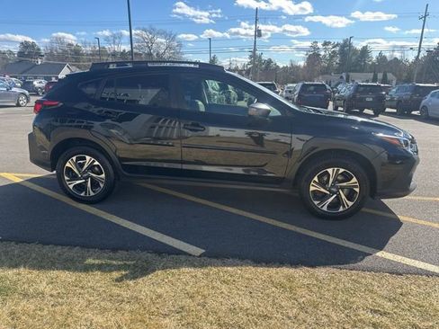 Used 2024 Subaru Crosstrek 2.0i Premium AWD/4WD image 4