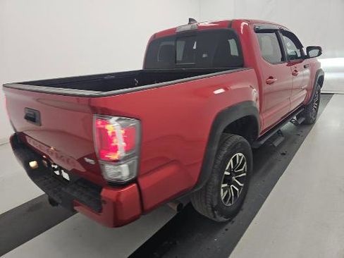 Used 2021 Toyota Tacoma TRD Sport image 5