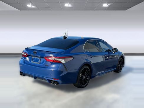 Used 2024 Toyota Camry XSE image 9