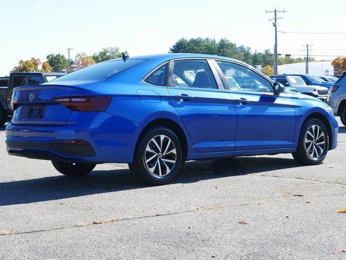 Used 2024 Volkswagen Jetta S image 6