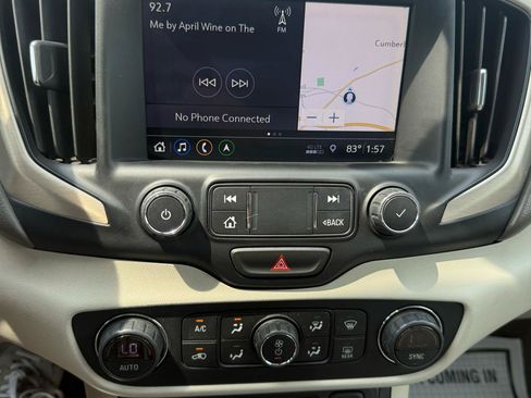 Used 2019 GMC Terrain Denali w/ Advanced Safety Package AWD/4WD image 18