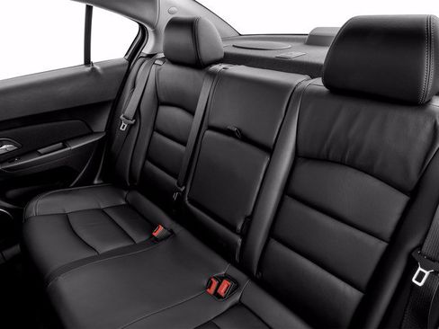 Used 2016 Chevrolet Cruze LT w/ Sun And Sound Package FWD image 17