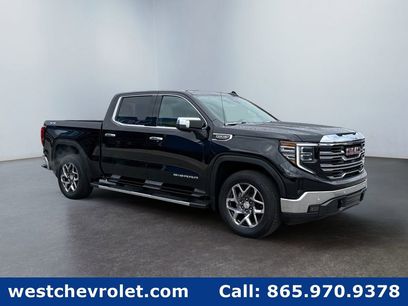 Used 2022 GMC Sierra 1500 SLT w/ SLT Premium Plus Package