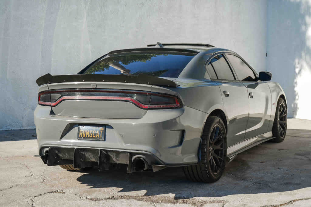 Used 2019 Dodge Charger Scat Pack w/ Dynamics Package RWD image 5