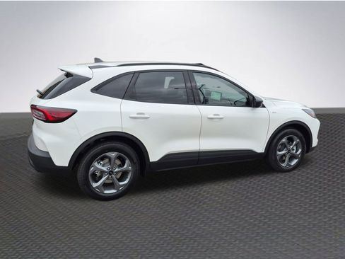 New 2026 Ford Escape ST-Line w/ Tech Pack #1 image 4