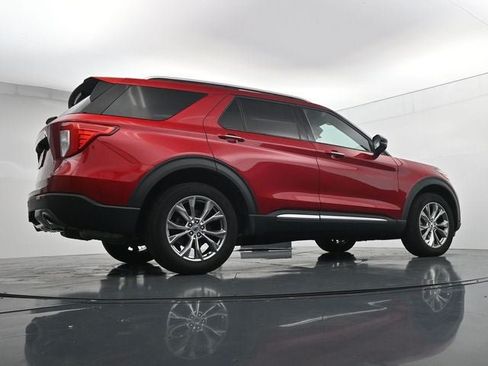 Certified 2022 Ford Explorer Limited w/ Equipment Group 301A AWD/4WD image 41