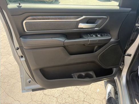 Used 2019 RAM 1500 Big Horn AWD/4WD image 10
